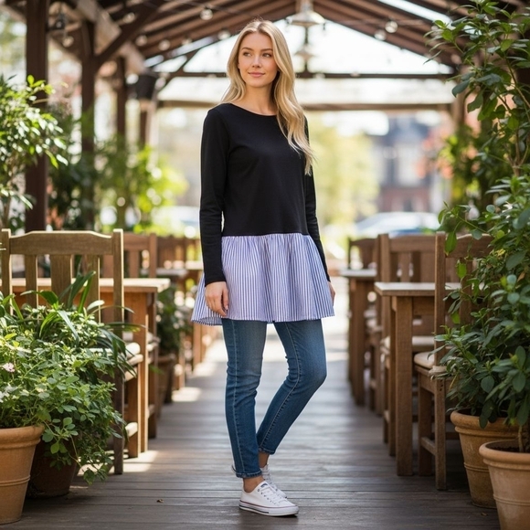 Nicole Miller Sweaters - Nicole Miller Navy Blue Ruffle Stripe Cotton Crewneck Sweatshirt XSmall NWT